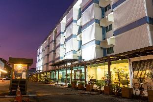 May Flower Grand Hotel Korat,Near Maha Weerawong National Museum,3 star