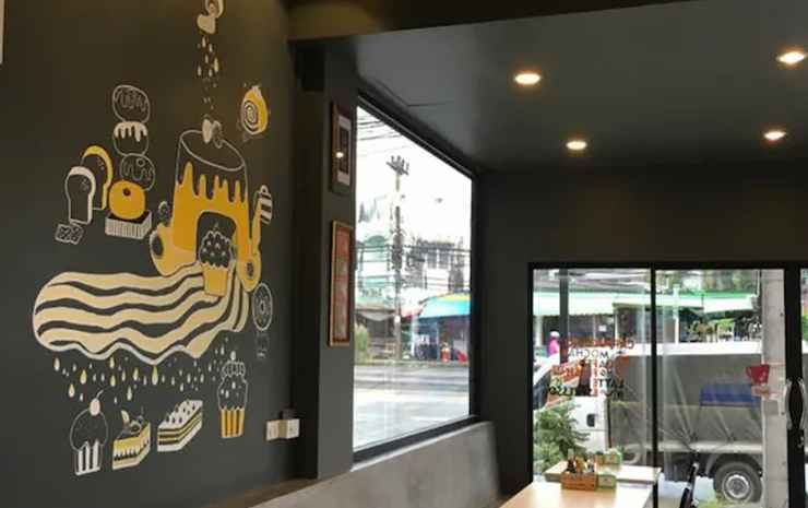 The Bread Basket,Kamala Beach>>Kamala,3 star