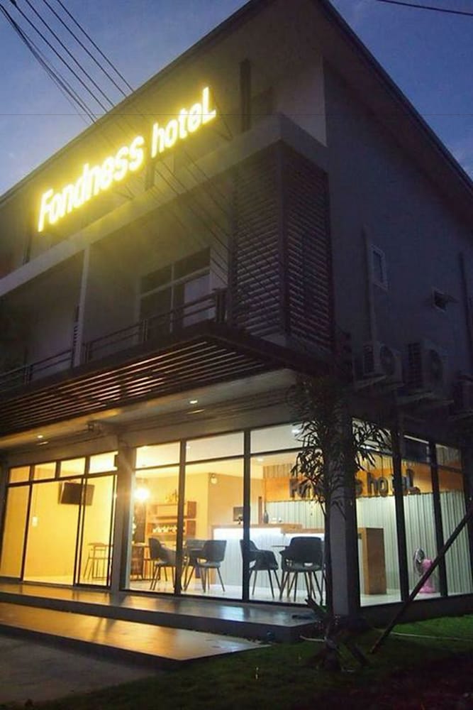 fondness hotel