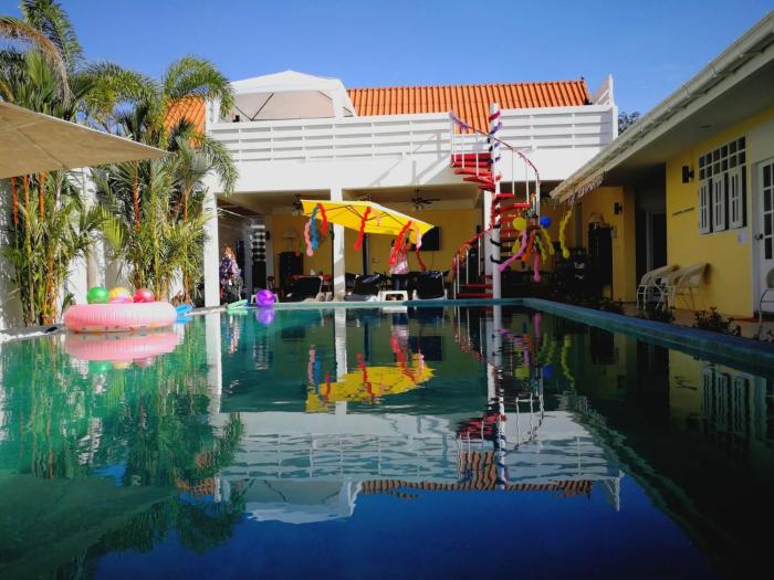Barefeet Naturist Resort - Adults Only,Ladprao>>Bangkok,3 star