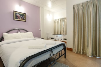 Pakdee House,Udon Thani>>Mak Khaeng,2.5 star