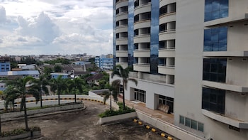 aek udon apartment