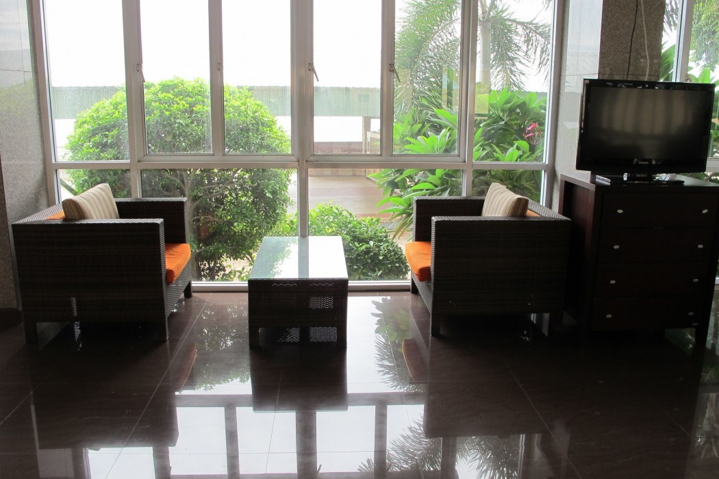 chateau vista serviced apartment