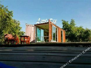 lake house