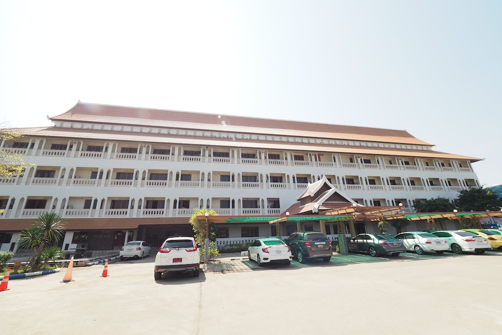 amorn sukhothai hotel