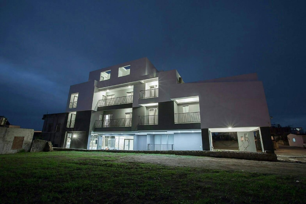 Southmost Resort,Magong>>Huxi,4 star