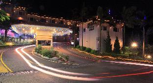 regale villa hotel