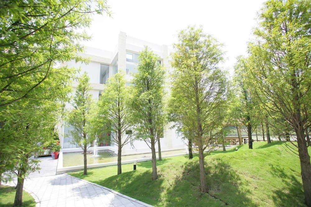 Xianel Vacation Chateau,Heping>>Dahu,3.5 star