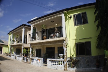 dokua royal hotel