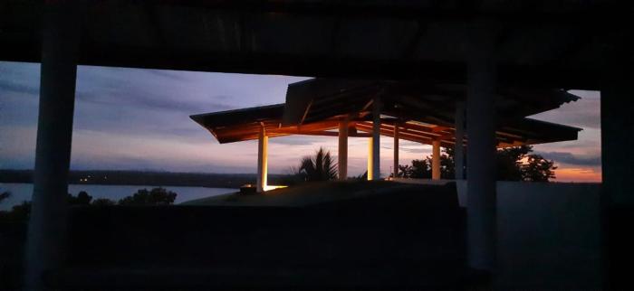 Turtle Paradise,Rekawa>>Hambantota,4 star