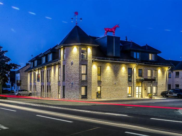 Hotel Rotes Einhorn,Dueren>>Aachen,4 star