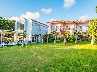 the beach terrace hotel ao ishigaki