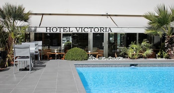 hotel victoria