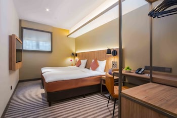 aqueen heritage hotel little india