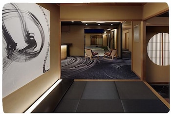 kanazawa yuwaku onsen yunode ryokan