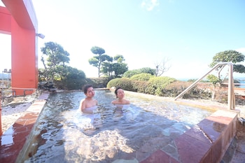 Hotel Sun Resort Shirahama,Tanabe>>Shirahama,3 star