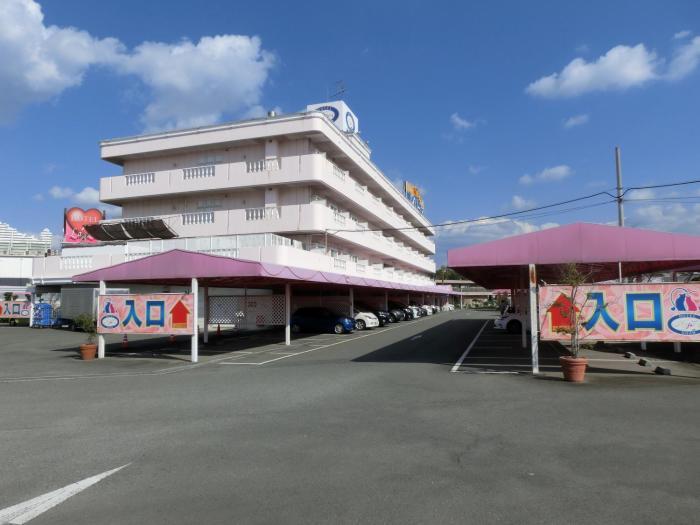 hotel hyper noah adults only
