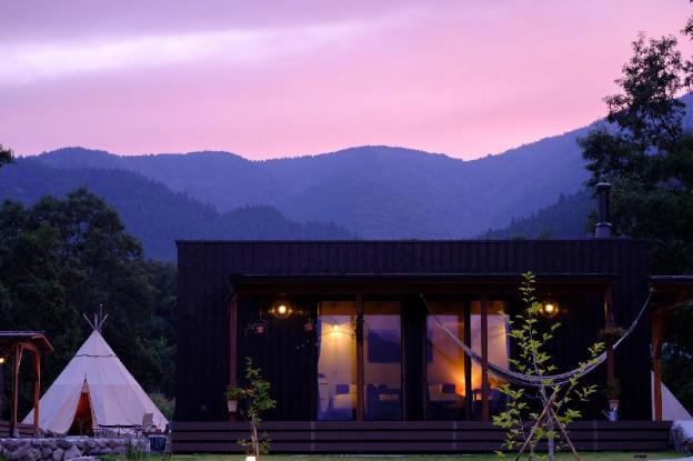 the sense of wonder holistic glamping