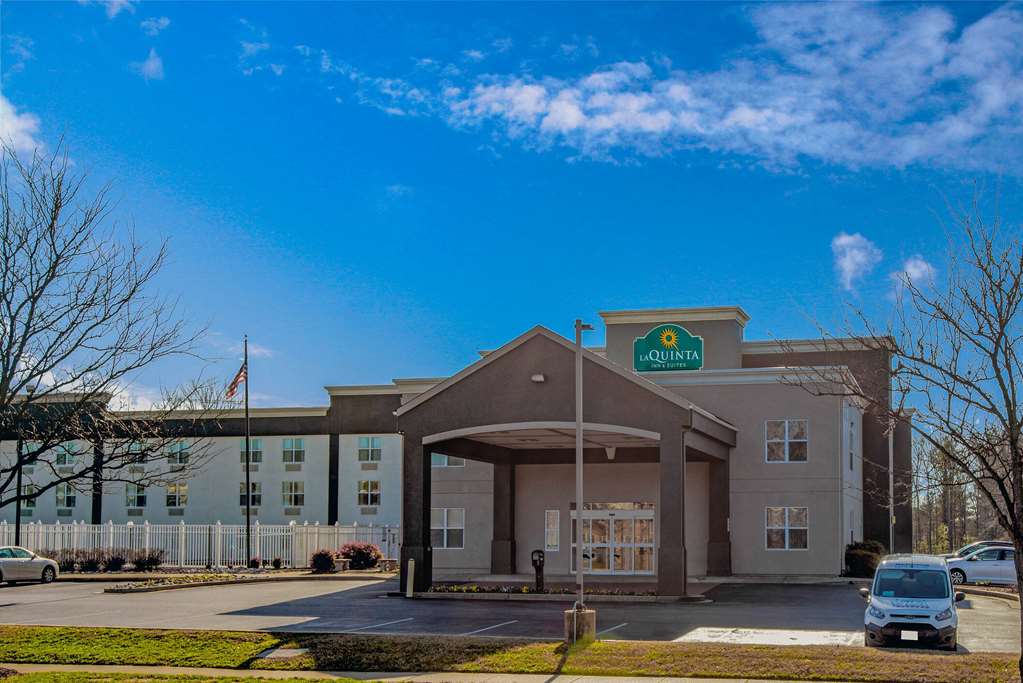 La Quinta Inn & Suites By Wyndham Lexington Park -