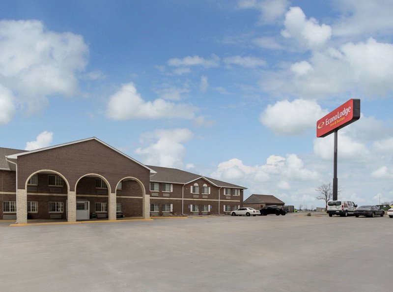 Baymont By Wyndham Omaha Sw,La Vista>>Chalco,2 star