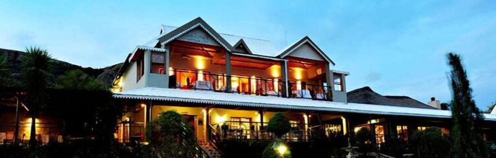Villa Paradiso Country Manor,Brits>>Bojanala,3 star