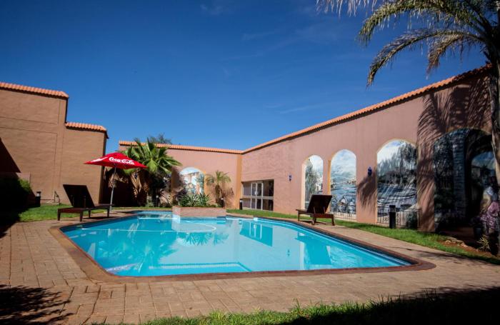 Desert Palace Hotel & Casino Resort,Northern Cape>>Upington,3.5 star