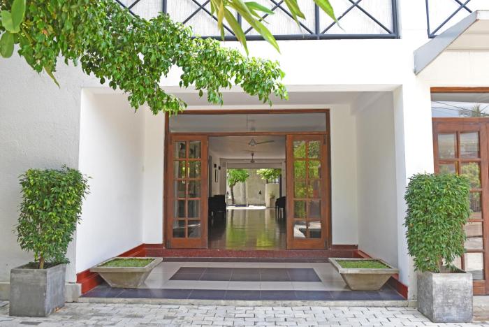 The Villa In Lavinia,Dehiwala>>Colombo,3.5 star