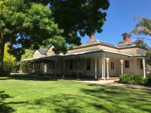 Quamby Homestead,Portland>>Koroit,3.5 star