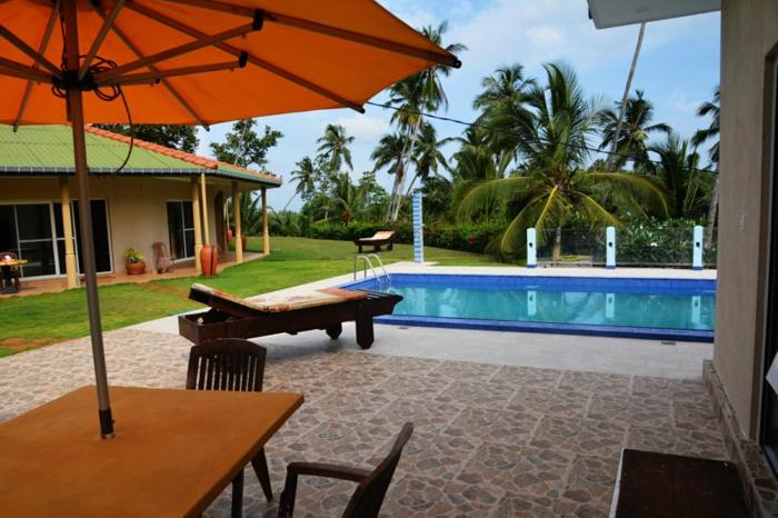 Hilltop Boosa,Galle>>Boossa,3 star
