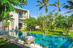 mirissa beach villa