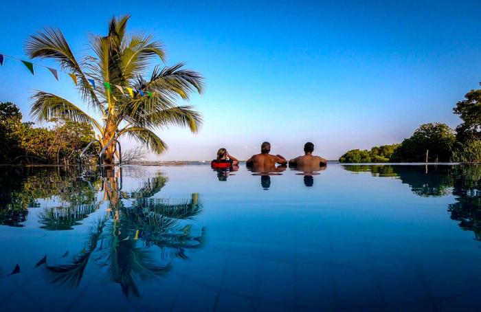 nico lagoon hotel