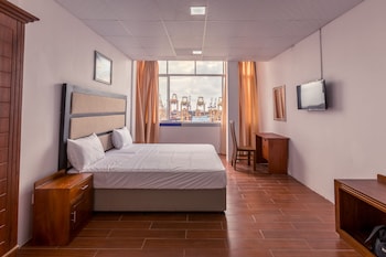 metro port city hotel