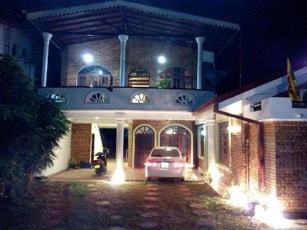 Villa De Rosh,Near Negombo Beach,1 star