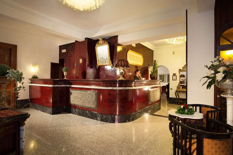 Hotel Castel Vecchio,Castel Gandolfo>>Ariccia,4 star