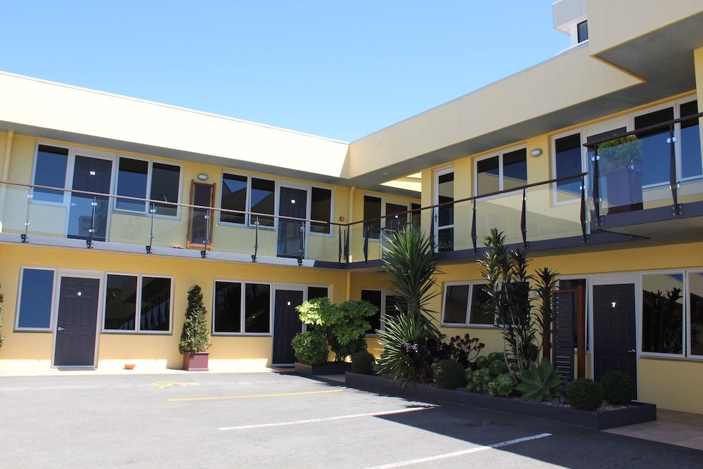 Harbour City Motor Inn,Bay Of Plenty Region>>Tauranga,2.5 star