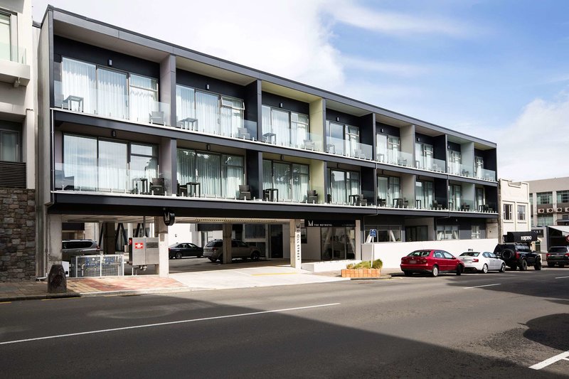 the metrotel motel