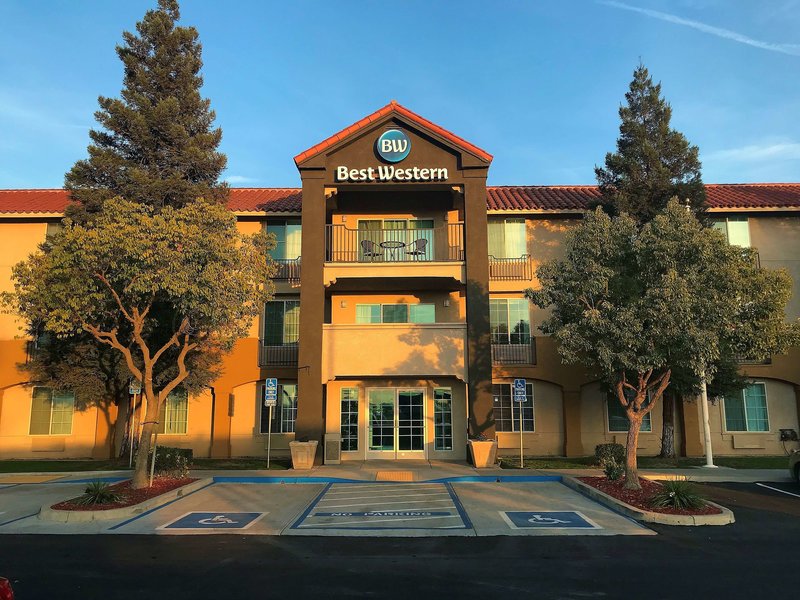 Best Western Visalia Hotel