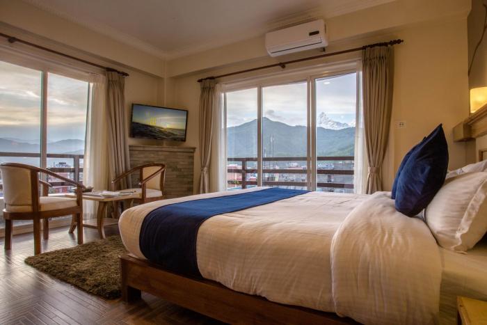 hotel white pearl