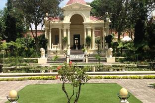 thamel trekkers hotel