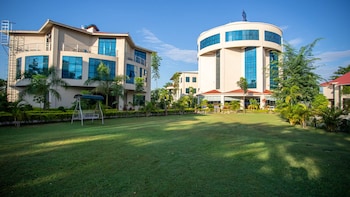 Hotel Central Plaza,Nepalgunj>>Kohalpur,5 star