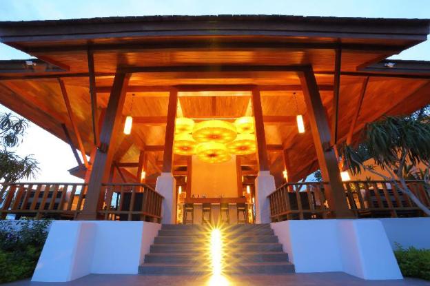 Mount Inle Hotel & Resorts,Near Buddha Museum,3.5 star