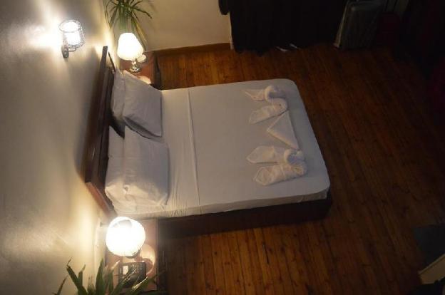 midtown hostel