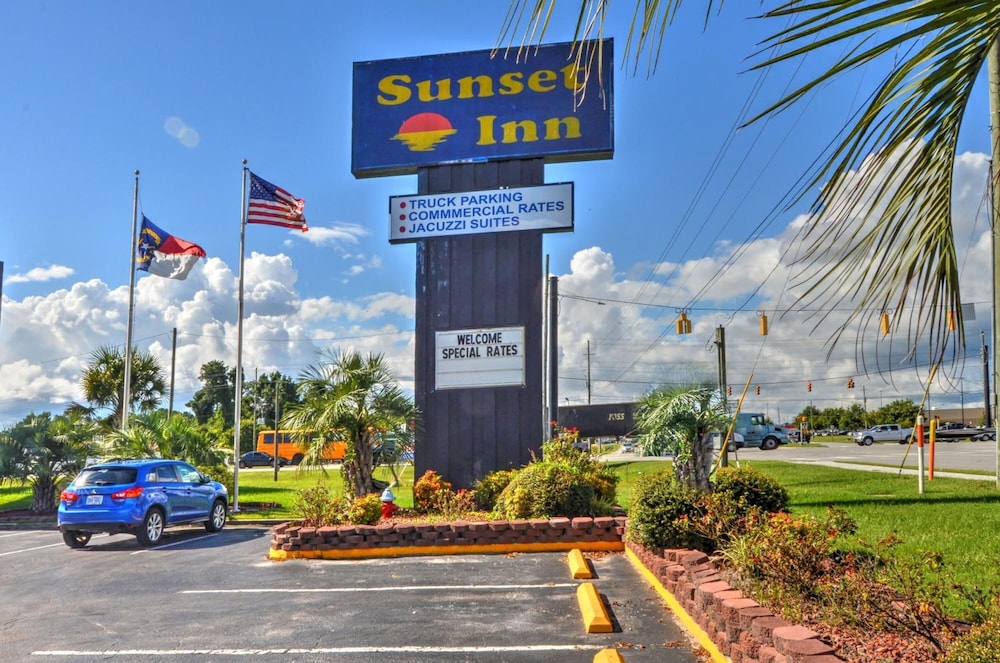 sunset inn