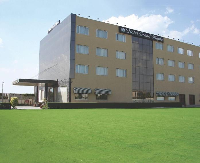 Hotel Grand Maple,Rajasthan>>Jaipur,3 star