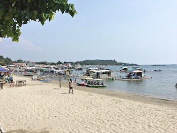 Stardust Beach Hotel,Lian>>Batangas,3 star