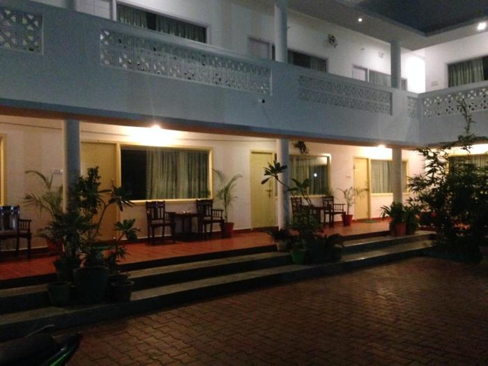 meya beach walk hotel