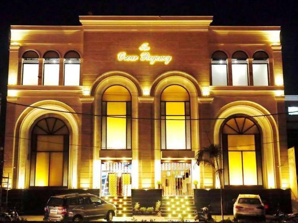 The Oscar Regency,Jagadhri>>Chandigarh,2 star