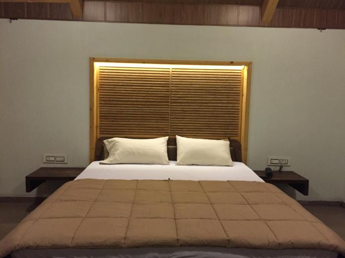 kamdhenu resort