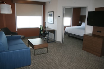 holiday inn express and suites buffalo downtown medical ctr