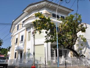 Daffodils Spice Court,Kerala>>Ernakulam,3 star